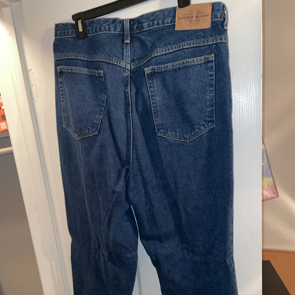 Avenue Blue Jean